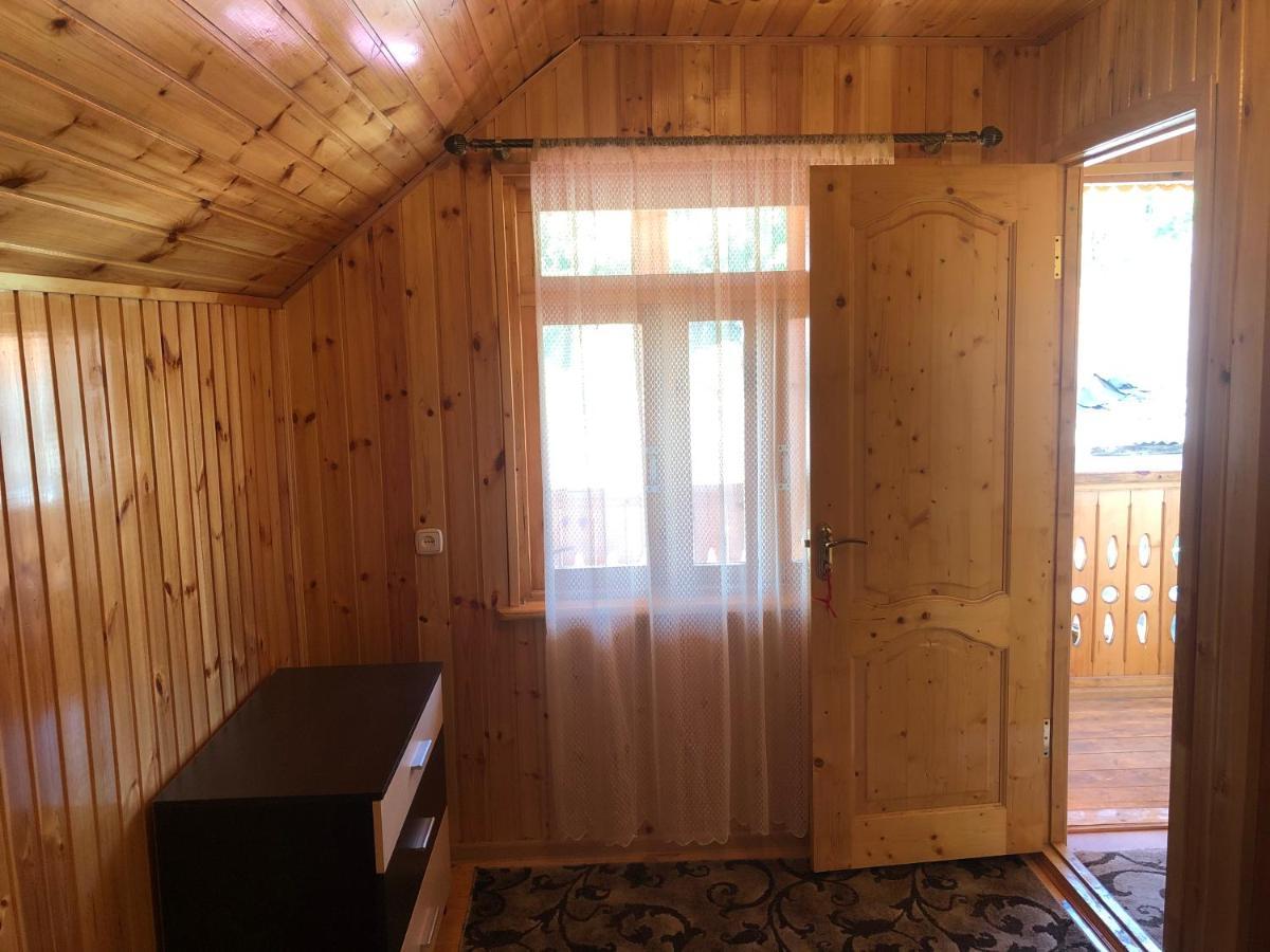 Гостевой Дом Тина Sukhumi Exterior foto
